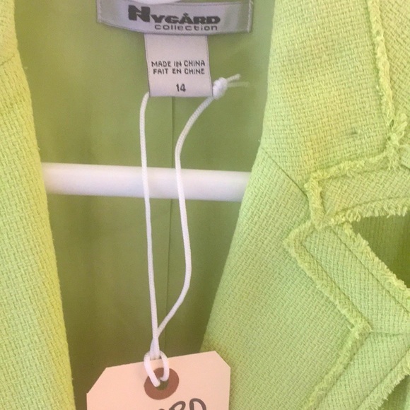 Brand: Nygard Collection. Size: 14 Colour: Light Green. Made of silk and rayon. - Picture 3 of 6